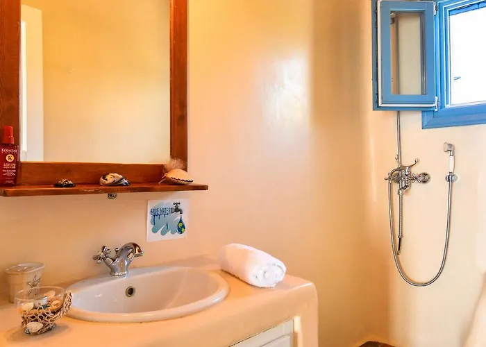 Vasiliki's Sea View Mykonos Vila *